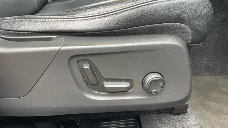 Volvo Xc40 2.0 D4 [190] Inscription 5dr AWD Geartronic Diesel Estate